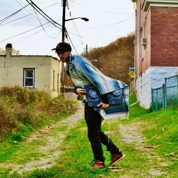 Profile Picture of Evan Neely (@evanneely) on Poshmark