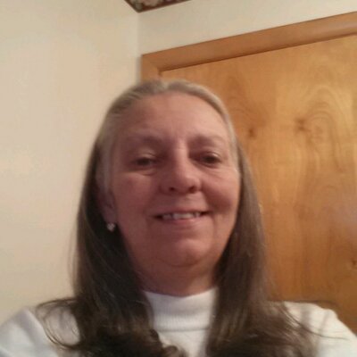 Profile Picture of Lynn Lambert (@lynnlambert2000) on Twitter