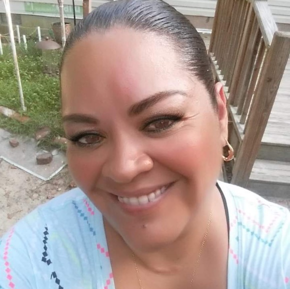 Profile Picture of Ada Diaz (@lillady1968) on Poshmark