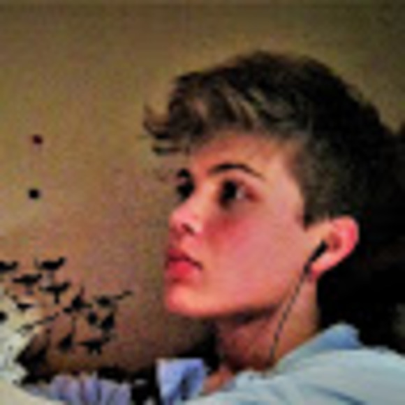 Profile Picture of Andrew Smallbone (@andrewsmallbone) on Poshmark