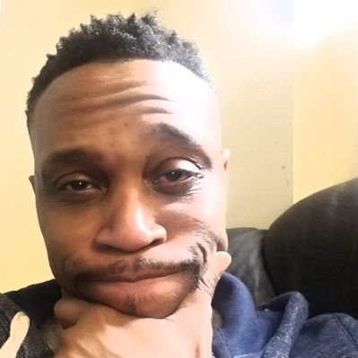 Profile Picture of Shawn Rob (@S_RobinsSon) on Twitter