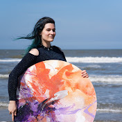 Profile Picture of CREATIVE LIFE With Julia Esch (@tunezonelady6999) on Youtube