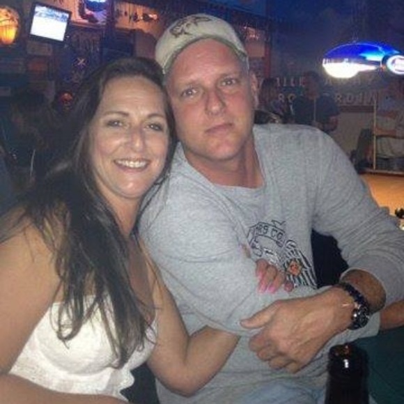 Cathy Cantero - Poshmark Profile Picture of Cathy Cantero (@cacky189) on Poshmark