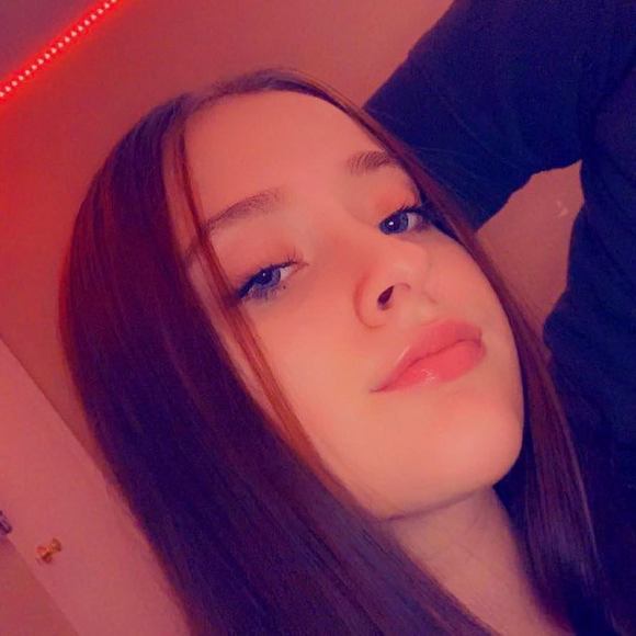 Profile Picture of Harmony Petranek (@dancerharmony) on Poshmark
