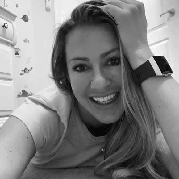 Profile Picture of Krissy Simpkins (@krissysimpkins) on Poshmark