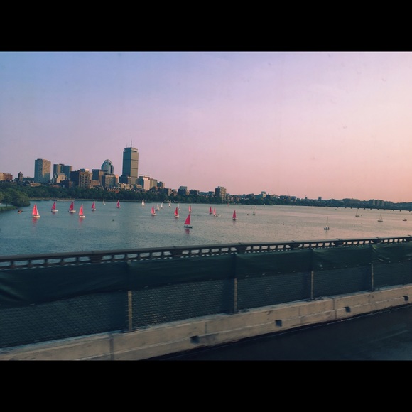 Profile Picture of Jillian Bodemer (@jillianbodemer) on Poshmark