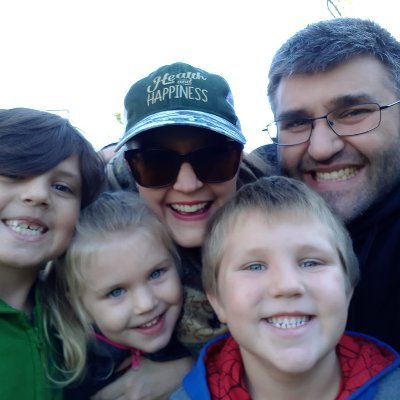 Profile Picture of Andrew DeBartolo (@DebartDrew) on Twitter