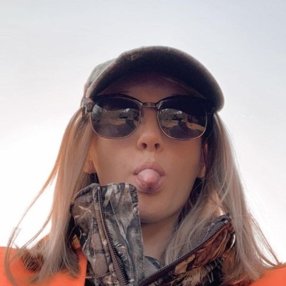 Profile Picture of Alexie Ragland (@lizzy2499) on Poshmark