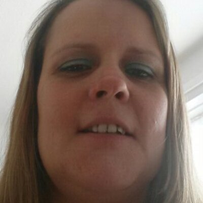 Profile Picture of Terri Ballard Vass (@tezzer78) on Twitter