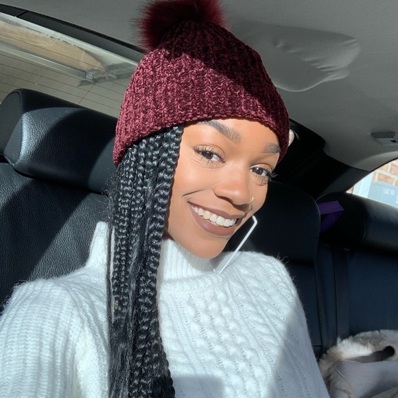 Profile Picture of Dejah Crooke (@dejahjanique) on Poshmark