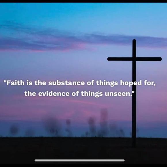 Profile Picture of Carol Attieh (@carolattieh) on Poshmark