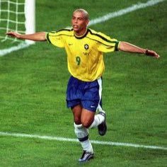 Profile Picture of Paul (@HowsePaul) on Twitter