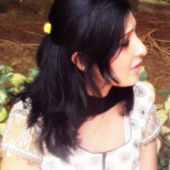 Profile Picture of Arati Bahri (@bahriarati) on Poshmark