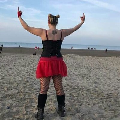 Profile Picture of Alexandra Devaux (@DevauxAlex) on Twitter