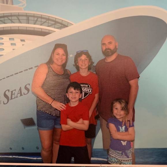 Profile Picture of Lacey Dalesandro (@lacey19d) on Poshmark