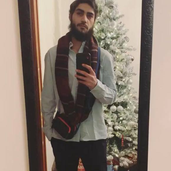 Profile Picture of Gustavo Lopez (@gugatav14) on Poshmark