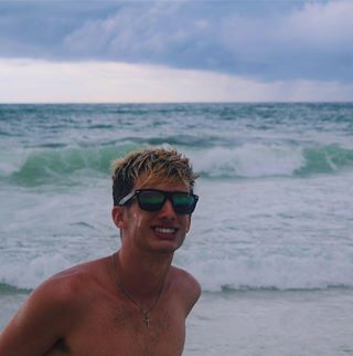 Profile Picture of Alex Shackelford (@alex.shackelford) on Facebook