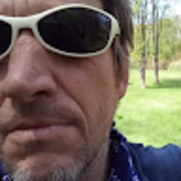 Profile Picture of David Curtiss (@davidcurtiss715) on Poshmark