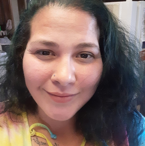 Profile Picture of Yvonne Schultz (@spiritsky0626) on Poshmark