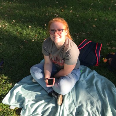 Profile Picture of Chloe Meyer (@Chloe__Meyer) on Twitter