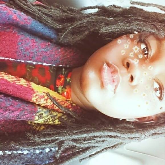 Profile Picture of Jolisa Smith (@jolisa_smith) on Poshmark