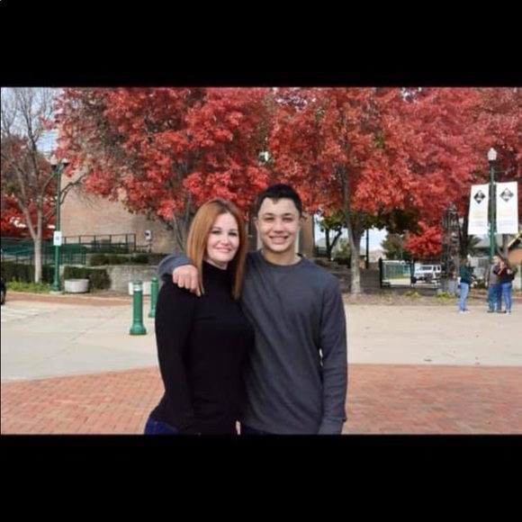 Profile Picture of Carter Falatko (@carterfalatko) on Poshmark