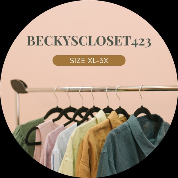 Profile Picture of Becky Allain (@beckyscloset423) on Poshmark