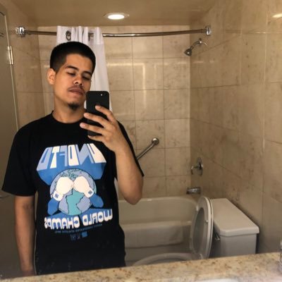 Profile Picture of Andy (@AndyCarrillo19) on Twitter