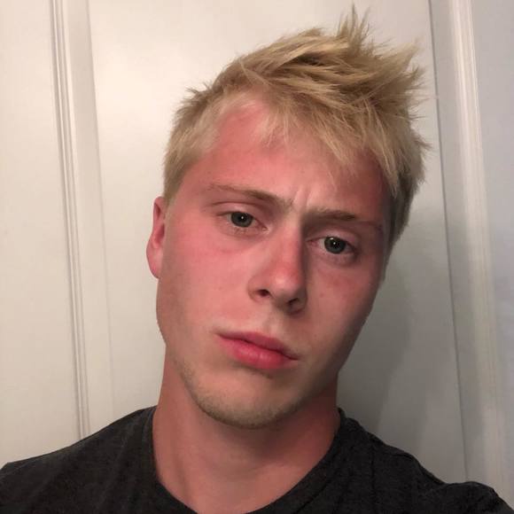 Profile Picture of Erik Anderson (@kaea2000) on Poshmark