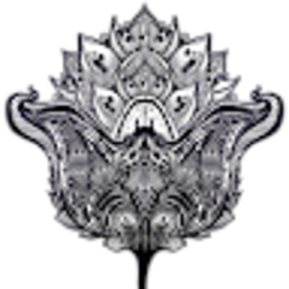 Profile Picture of Christa Ciociola (@christaciociola) on Poshmark