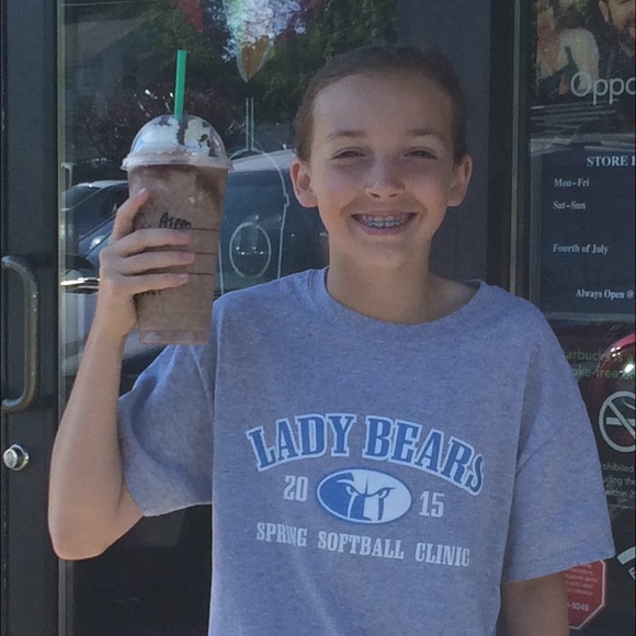 Profile Picture of Rhonda Catalano (@appytaye) on Poshmark