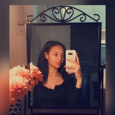 Profile Picture of Alisha Lenice Neal (@alishaneil) on Twitter