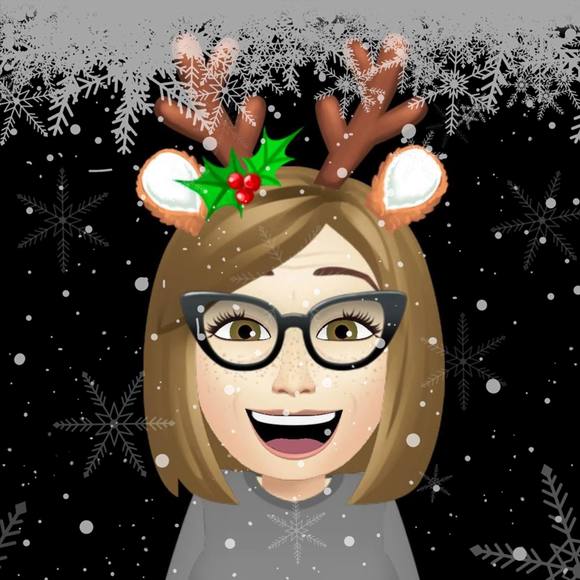 Profile Picture of Jeri Bellows (@jeribellows) on Poshmark