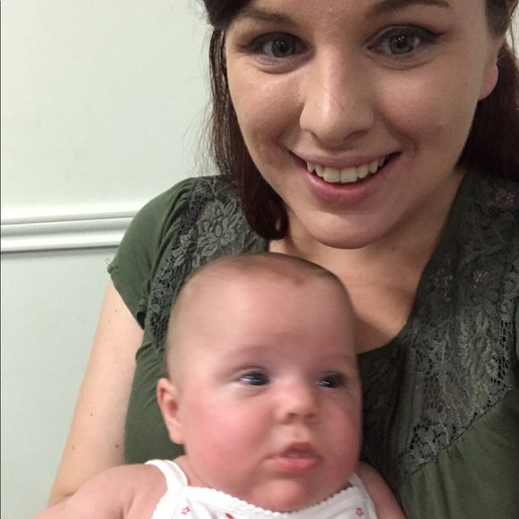 Profile Picture of Haley Roehl (@hmroehl) on Poshmark