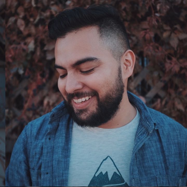 Profile Picture of Alex Acevedo (@thecreativealex) on Tiktok