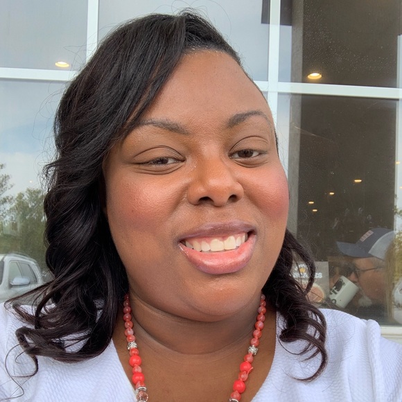 Profile Picture of Mahoganey Burkhalter (@egyptblu) on Poshmark