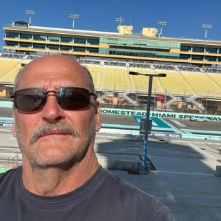 Profile Picture of steve cardwell (@steve_cardwell) on Instagram
