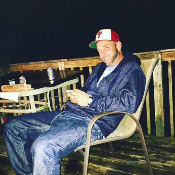 Profile Picture of John Gallagher (@sixgunsjg) on Poshmark