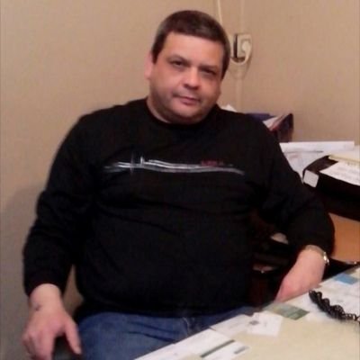 Profile Picture of  🍏Nestor Manzana Silva (@nestorsilva65) on Twitter