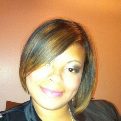 Profile Picture of Selena Lewis (@SeLenA_KakeS) on Twitter