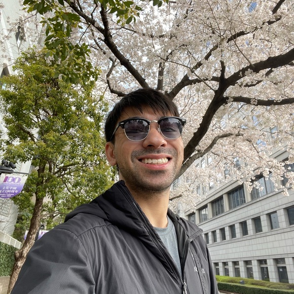 Profile Picture of Ryan Minas (@rygarrmusic) on Poshmark