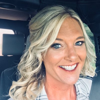 Profile Picture of Angie Durbin (@adurbin19) on Twitter