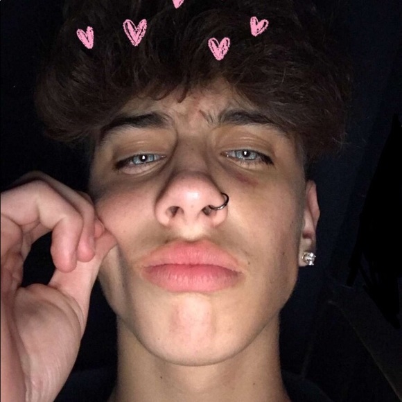 Profile Picture of Nick Boeckmann (@nickboeckmann) on Poshmark