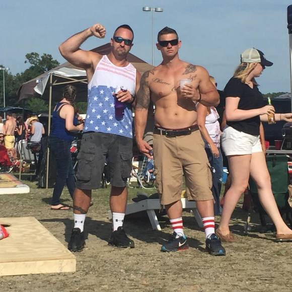 Profile Picture of Chris Locke (@chrislocke749) on Poshmark