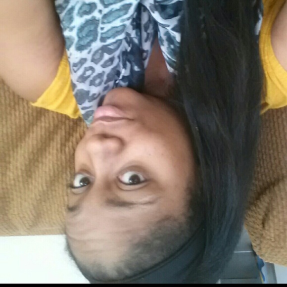 Profile Picture of Krystal Pearson (@krystalp90) on Poshmark