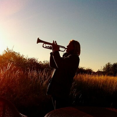 Profile Picture of Laura Battle (@battlelaura) on Twitter