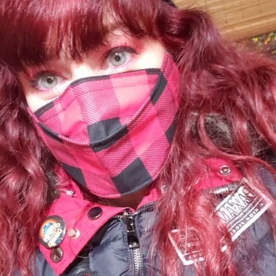 Profile Photo of nah nah natalie 🦇 (@NahNahNahtahlee) on Twitter