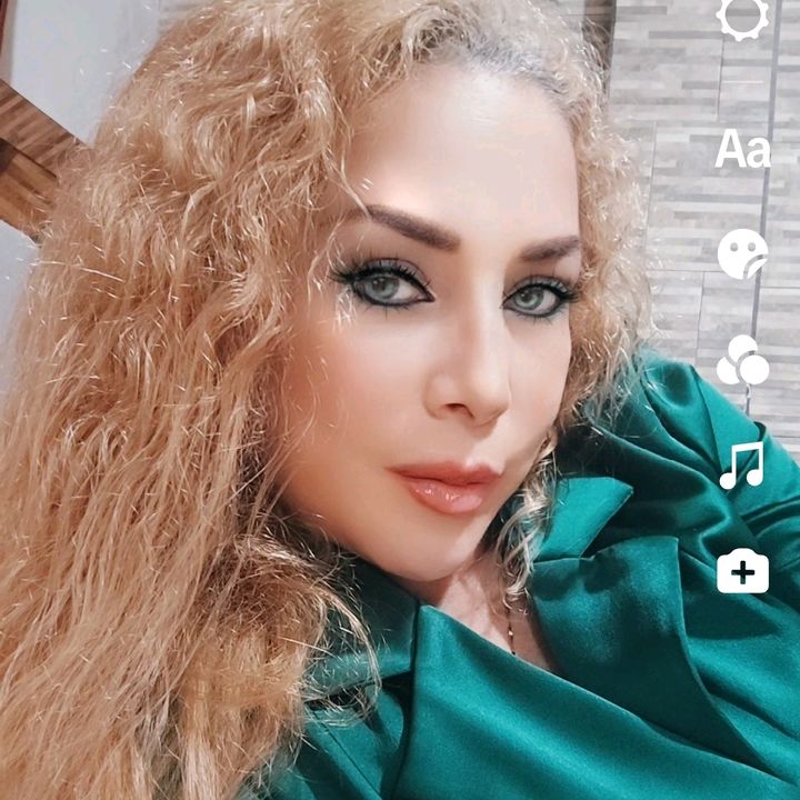 Profile Picture of Delcon (@consuelozambrano07) on Tiktok