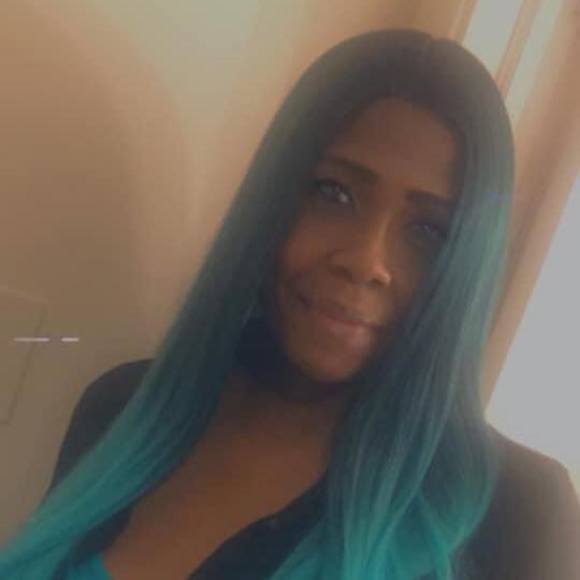 Profile Picture of Dawn Thomas (@dawnrthomas67) on Poshmark