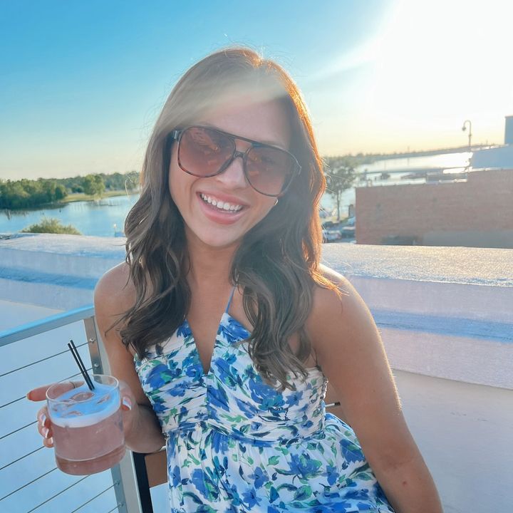 Profile Picture of Caroline Morris (@@car_morris) on Tiktok